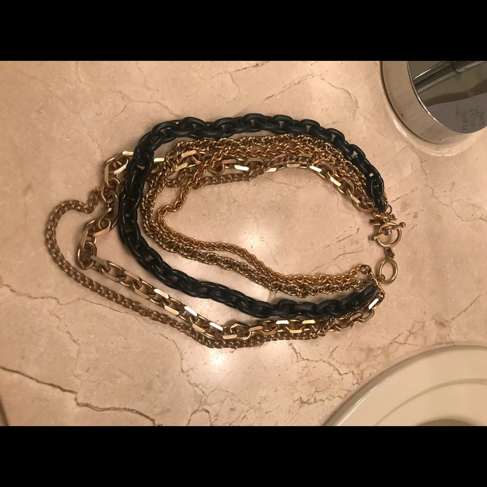Necklace black with gold chains